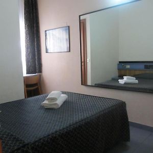 Kamer met een Queen Size Bed